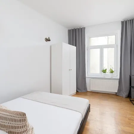 Studio Apartment With Ac - Dluga 65 Krakau Exterior foto